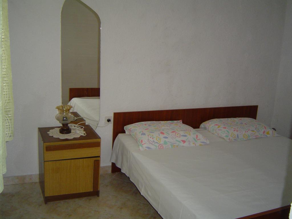 Apartmani Lukin بيتينا المظهر الخارجي الصورة