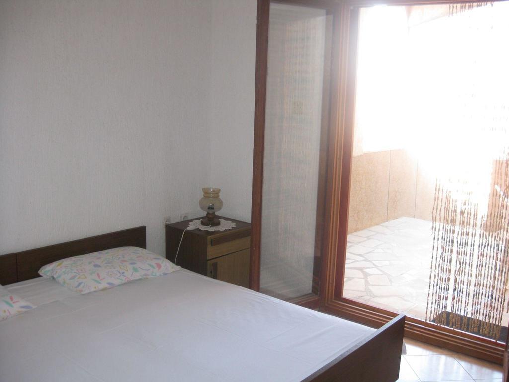 Apartmani Lukin بيتينا المظهر الخارجي الصورة